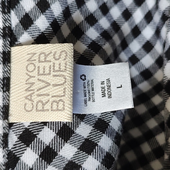 Canyon River Blues Gingham Button Up Blouse - Picture 3 of 11